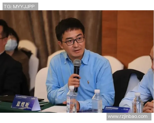 极限运动先锋杨军分享成功秘诀与挑战体验的深度专访